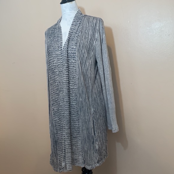 Zenergy by Chico’s Textured Long Draped Front Cardigan With Pockets - Picture 2 of 11
